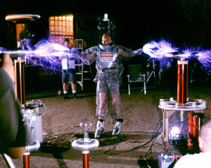 photo credit: Casey Henkle; <a href="http://www.drmegavolt.com/" target="_blank">image source</a>; <a href="http://www.physicstogo.com/images/features/drmegavoltlarge3-6-08.jpg" target="_blank">larger image</a>